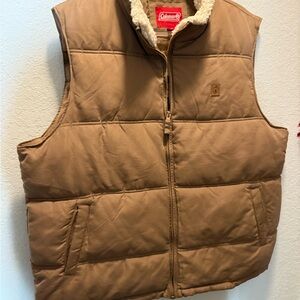 Coleman Puffer Vest Men's Size XL Tan with  Sherpa Collar